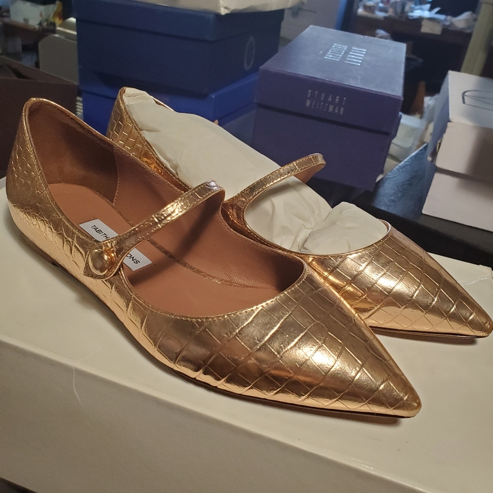 Sz 35 NIB $695 Tabitha Simmons golden maryjanes